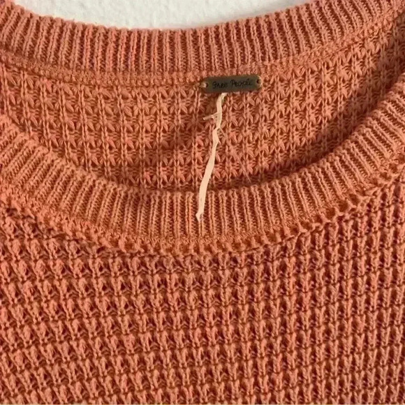 Free People Sunrise Cold Shoulder Sweater sz xs - Picture 5 of 9